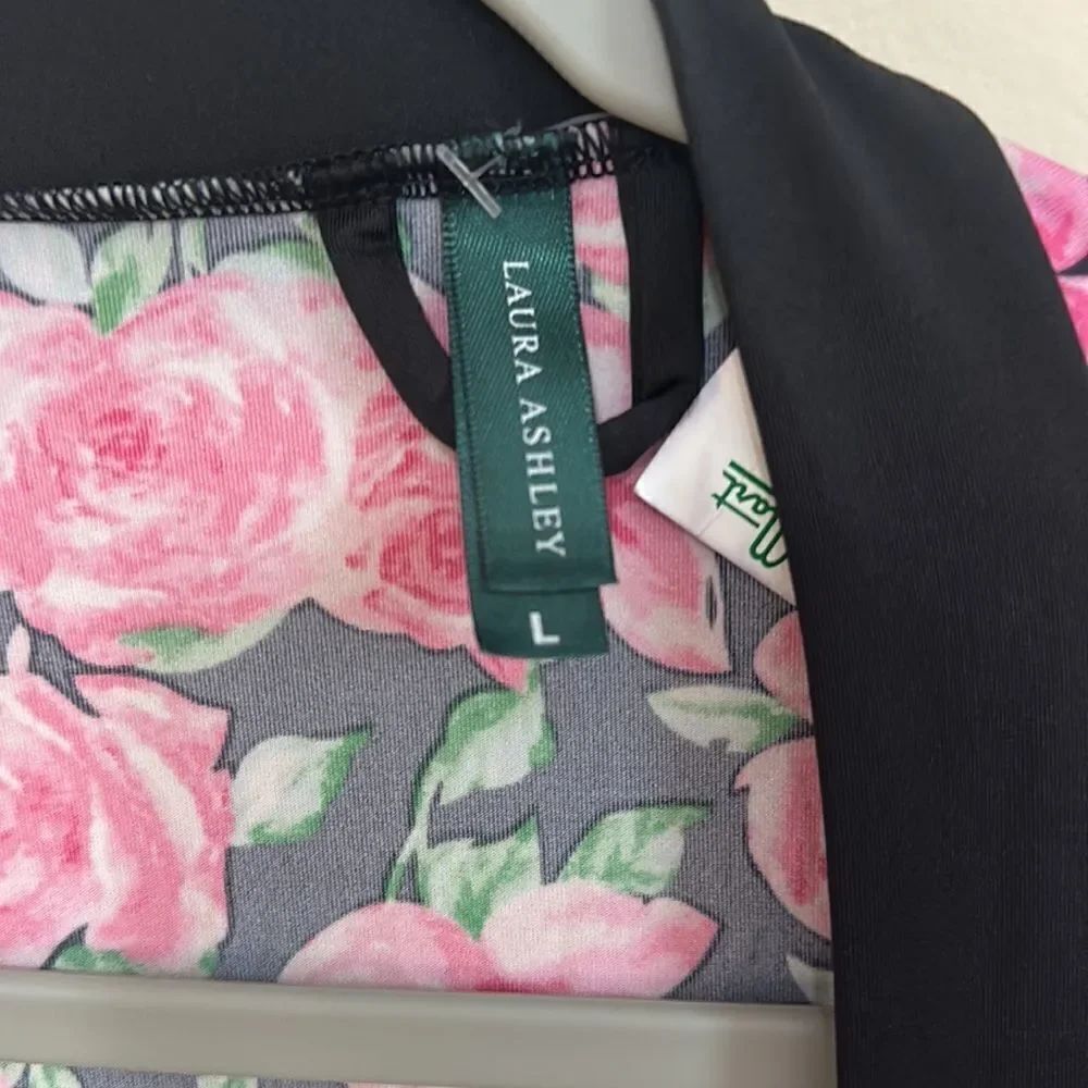 NWT Laura Ashley Robe - Picture 2 of 5